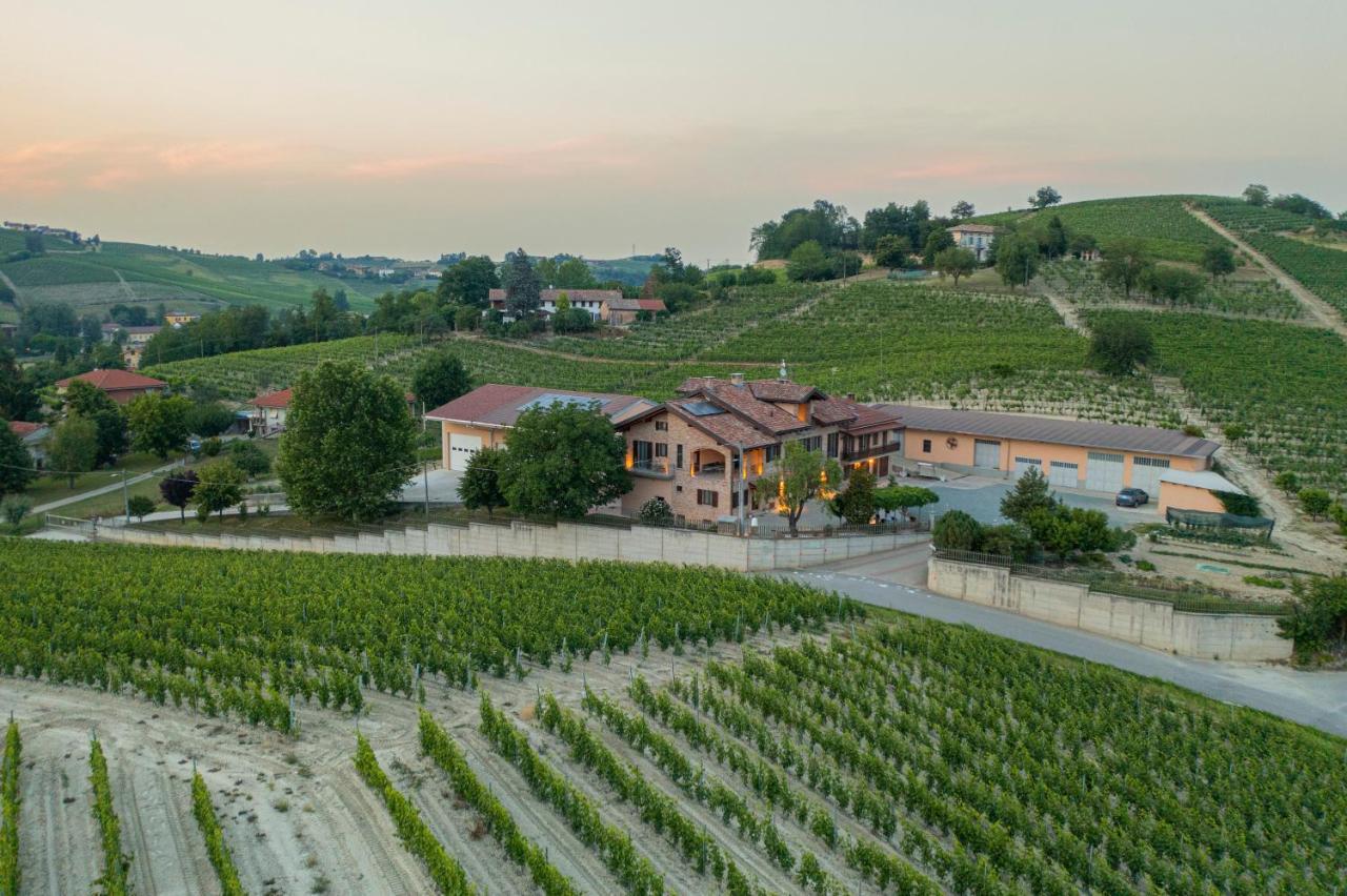 Agriturismo "Le Giustizie" Agliano Terme Exterior foto