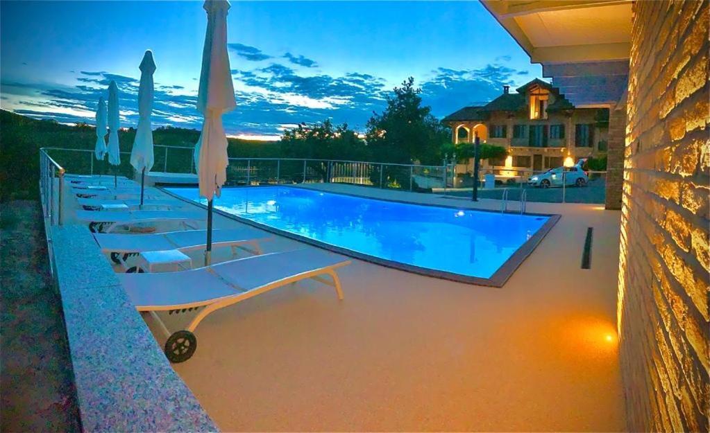 Agriturismo "Le Giustizie" Agliano Terme Exterior foto